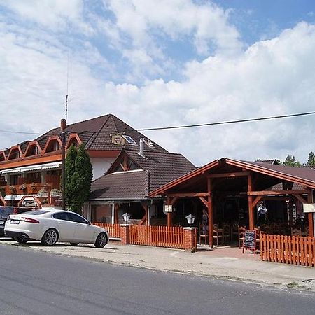Retro Hotel Merid Zamárdi Zewnętrze zdjęcie